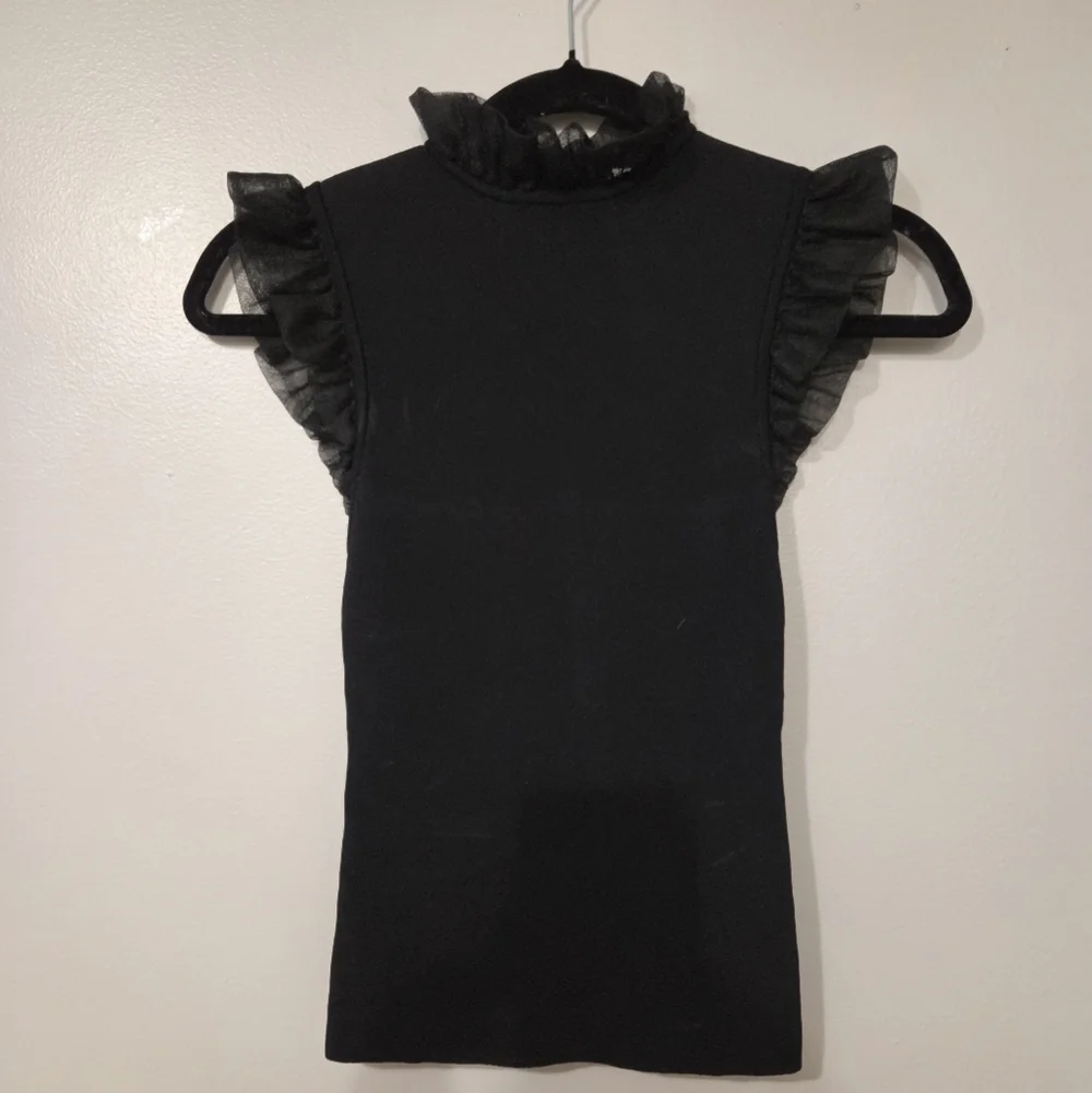 Alice + Olivia Women's Kerrie Ruffled Open Back Luxury Tank. Size XS - Picture 5 of 12